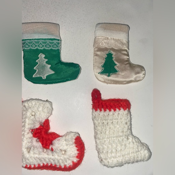 Vintage Lot of 7 Mini Holiday Christmas Stockings Ornaments Crochet Handmade - Picture 8 of 9